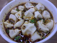 酸汤牛肉水饺-回坊马二饺子馆