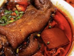 -鸿通城购物中心