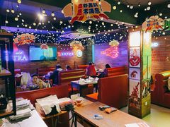 -龙巢盱眙龙虾·鸡煲·烧烤宵夜(坪洲店)
