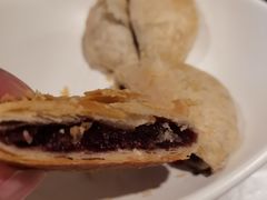 玫瑰鲜花饼-云中鱼蒸汽石锅鱼(浦东食品城店)