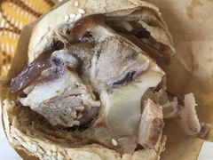 -洪峰浩老北京烧饼夹肉(角门路店)