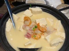 -海派悦庭·海胆烧麦·新融合菜(凯德广场店)