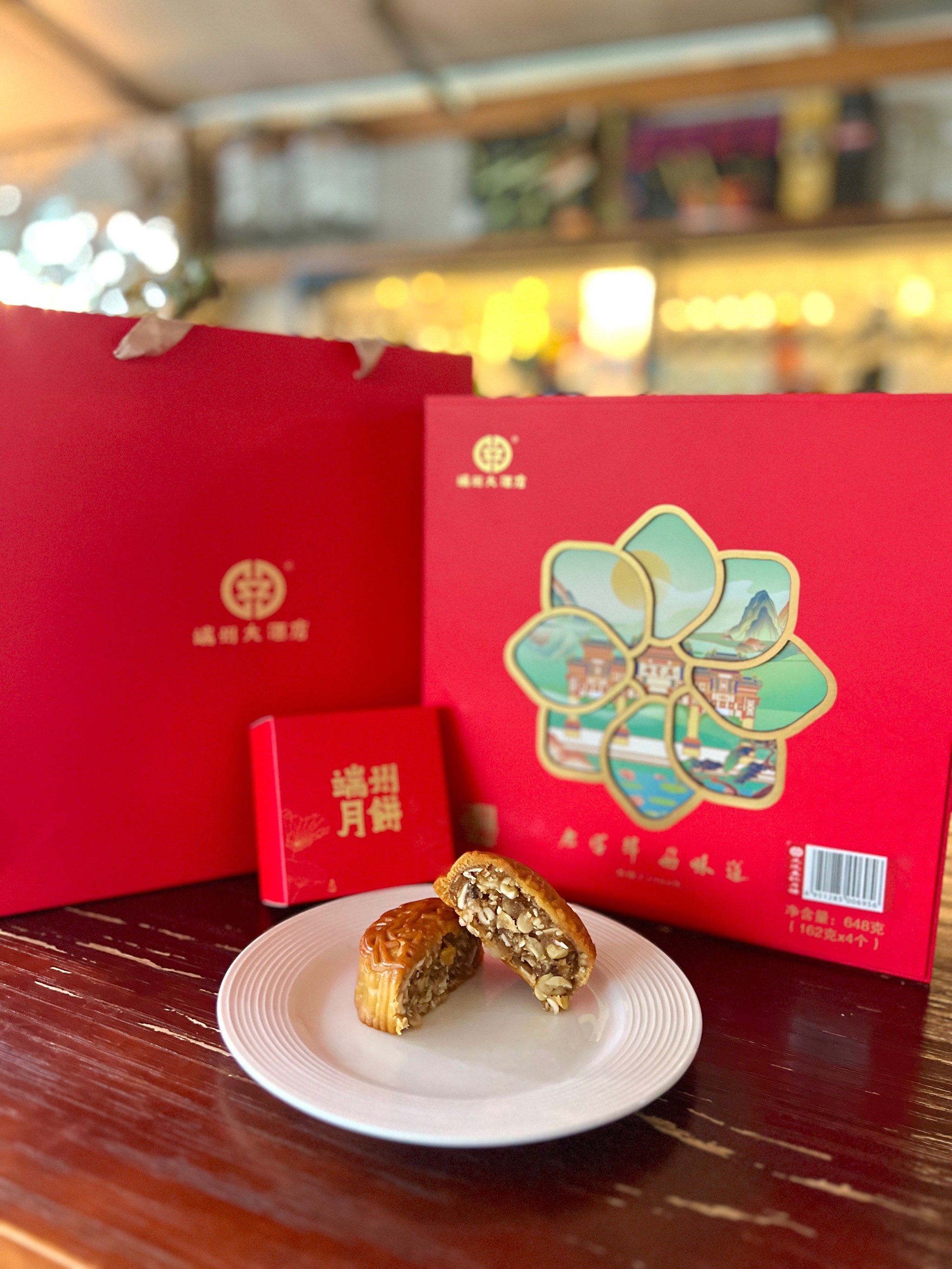 端州月饼04肇庆人真的从小吃到大.