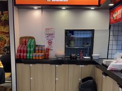 -魔都三兄弟酸辣粉·蘸卤炸串(虹桥万科店)