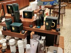 零售区-星巴克臻选(广州沙面店)