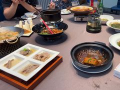 -香山湖家家宴(中山陵店)