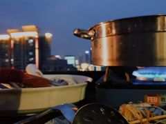 冬阴功海鲜汤-萨芭蒂高空花园餐酒吧