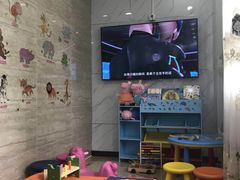 -茂菊口腔连锁(浦东南路店)