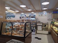 面包甜点陈列柜-光明牛奶棚(南泉店)