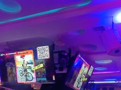 -巴特餐饮6加1音乐餐吧·新疆菜
