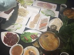 -唯爱KTV聚会餐厅(仙林东城汇店)