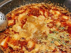 -灶知轩湘西石锅鱼(万佳广场店)