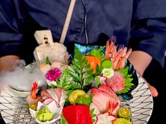 -铭牛烧肉·和牛海鲜自助(高新月牙湖店)