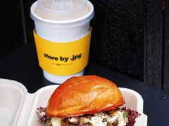 松露菌菇奶酪牛肉汉堡-JPG canteen(广州寺右公馆店)