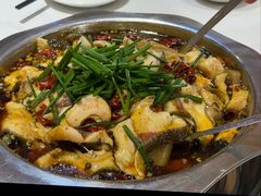 -乡土特色.冷锅鱼.牦牛肉汤锅