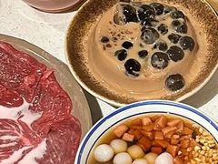 -毛辣果·贵州红酸汤牛肉火锅(西单店)