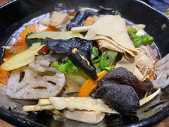 -万记麻辣烫国展总店