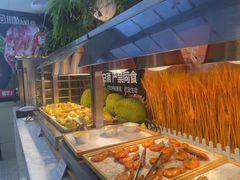 -川骄海鲜自助(王府井奥莱UP TOWN店原世界之花店)