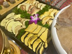 -慢丽江·云南野生菌土鸡锅(付家庄店)