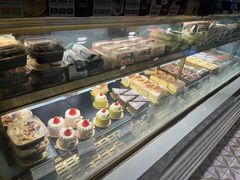 -MADO冰淇淋咖啡馆(淘金店)