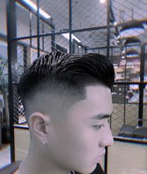 -东方美妍小鹏造型