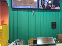 -不可思议减压馆·解压博物馆·摔碗发泄·团建定制