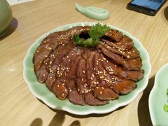 香卤黄牛展-锦粤宫·融合粤菜(上海金沙江店)