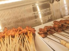 -辣八香新疆孜然串烤火锅(环球港店)
