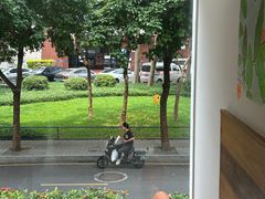 -Line来恩咖啡(石厦花园店)