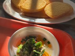 臭豆腐配炸窝头-天兴居(鲜鱼口街店)