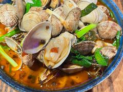 -蚝堡海鲜·威海菜·海肠捞饭·烧烤·亚洲吃蚝公司(幸福门店)