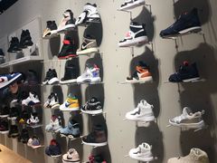 -NIKE KICKS LOUNGE体验店(北京新中关店)
