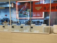 -阿瓦山寨·湘菜现炒·剁椒鱼头王(咸阳总店)