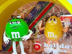 -m豆巧克力世界(上海世茂广场店)