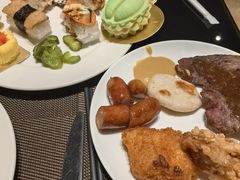-大中华希尔顿酒店-念自助餐·嗨啤·小龙虾