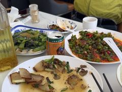 -聚福源特色川菜馆