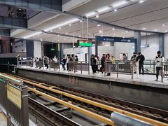 -黄浦路(地铁站)