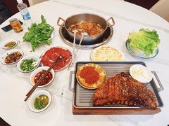 -乳仔牛牦牛汤锅 烤羊排(松潘古城店)