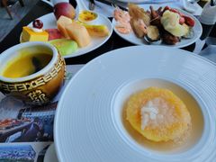 -怡豪大饭店·49楼旋转自助餐厅