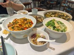 -江城小馆陕南妈妈菜·全球旅行餐厅(钟楼店)
