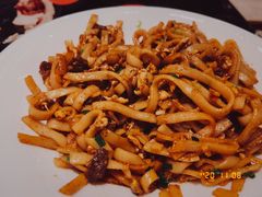 牛肉炒粉-鼎潮盛潮汕牛肉火锅(暮云店)