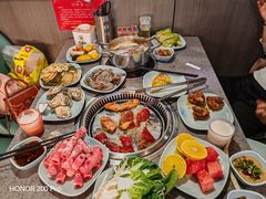 -金滏山烤肉·海鲜·火锅自助餐厅(襄阳万达店)