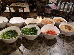 -肖肖酸萝卜鱼火锅(总店)