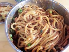 素椒杂酱面-左撇子私房面