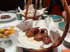 -鸽子侯·家宴·平价海鲜(绿地店)