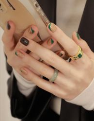-悦指间美甲美睫
