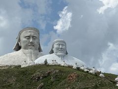 -可汗山