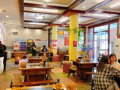 大堂-盐井记·自贡美蛙鲜锅兔(中和店)