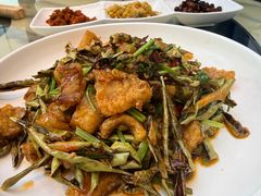 -百年石锅饭(阿里郎美食街店)