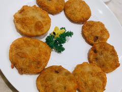家乡荔芋煎藕饼-香港百合居(LCM置汇旭辉广场店)